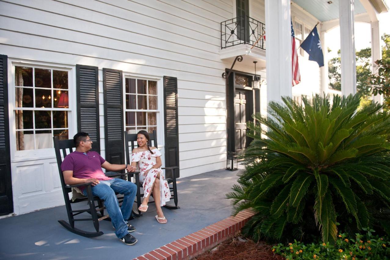 The Spivey House B&B On Kingston Lake คอนเวย์ ภายนอก รูปภาพ